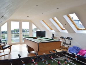 Games room - 5 bedroom accommodation in Trearddur Bay, Anglesey (Trearddur Bay, Anglesey)