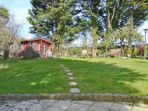 Property grounds - The Bridge Inn Apartment (Bridgerule, near Bude)
