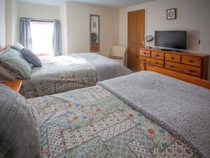 1 bedroom, free WiFi, bed sheets