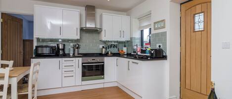 Geschirrspüler, Hochstuhl