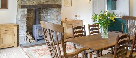 تناول الطعام