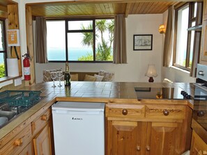 Cookware/dishes/utensils - 1 bedroom accommodation in Mevagissey, near St Austell (Mevagissey, near St Austell)