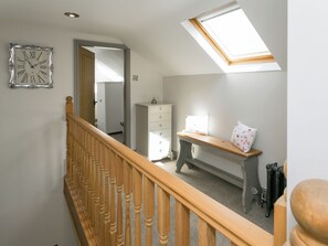 Interior - 2 bedroom accommodation in Alton, near Chesterfield (Alton, near Chesterfield)