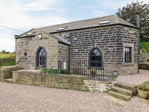 Exterior - 2 bedroom accommodation in Alton, near Chesterfield (Alton, near Chesterfield)