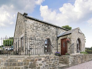 Exterior - 2 bedroom accommodation in Alton, near Chesterfield (Alton, near Chesterfield)