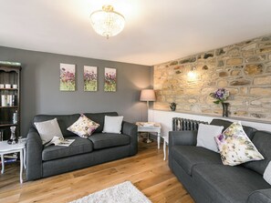 TV, fireplace - 2 bedroom accommodation in Alton, near Chesterfield (Alton, near Chesterfield)