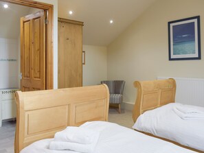 3 Schlafzimmer, kostenloses WLAN, Bettwäsche