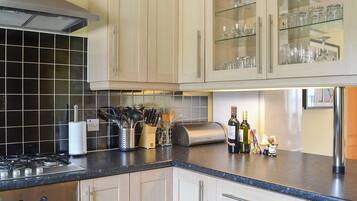 Dishwasher, highchair