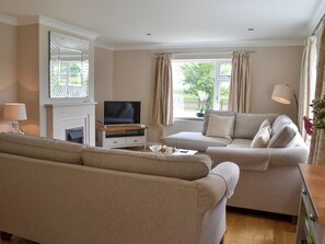 Living area - 2 bedroom accommodation in Anderby, near Skegness (Anderby, near Skegness)