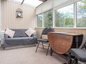 Fireplace - 2 bedroom accommodation in Dolwyddelan, near Betws-y-Coed (Dolwyddelan, near Betws-y-Coed)