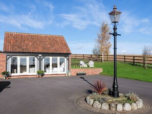 Property grounds - 1 bedroom accommodation in South Elkington, near Louth (South Elkington, near Louth)