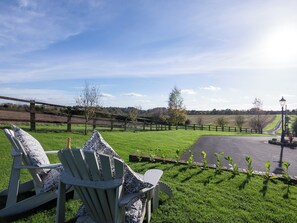 Property grounds - 1 bedroom accommodation in South Elkington, near Louth (South Elkington, near Louth)