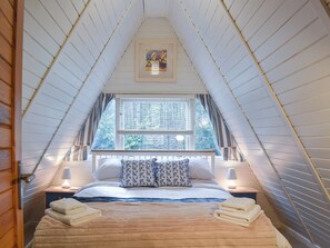 3 bedrooms, free WiFi, bed sheets
