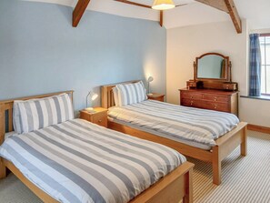 2 bedrooms, free WiFi, bed sheets