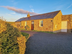 Exterior - 1 bedroom accommodation in Baldersdale, near Barnard Castle (Baldersdale, near Barnard Castle)