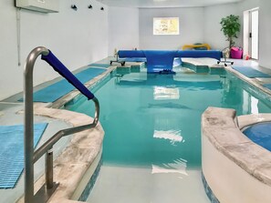 Indoor pool, a heated pool - 2 bedroom accommodation in Pyworthy, near Holsworthy (Pyworthy, near Holsworthy)