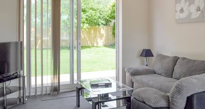 1 bedroom accommodation in Broadstone, near Bournemouth