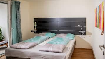 1 Schlafzimmer, Zimmersafe, Bügeleisen/Bügelbrett, Reisekinderbett