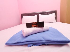 Soundproofing, free WiFi - Kamar Keluarga Mangga Besar (Jakarta)