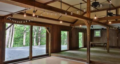 ** Charme et privé Catskills Getaway!** 4 saisons, 16ppl +, bienvenus pour les chiens