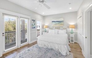 5 bedrooms, iron/ironing board, WiFi, bed sheets