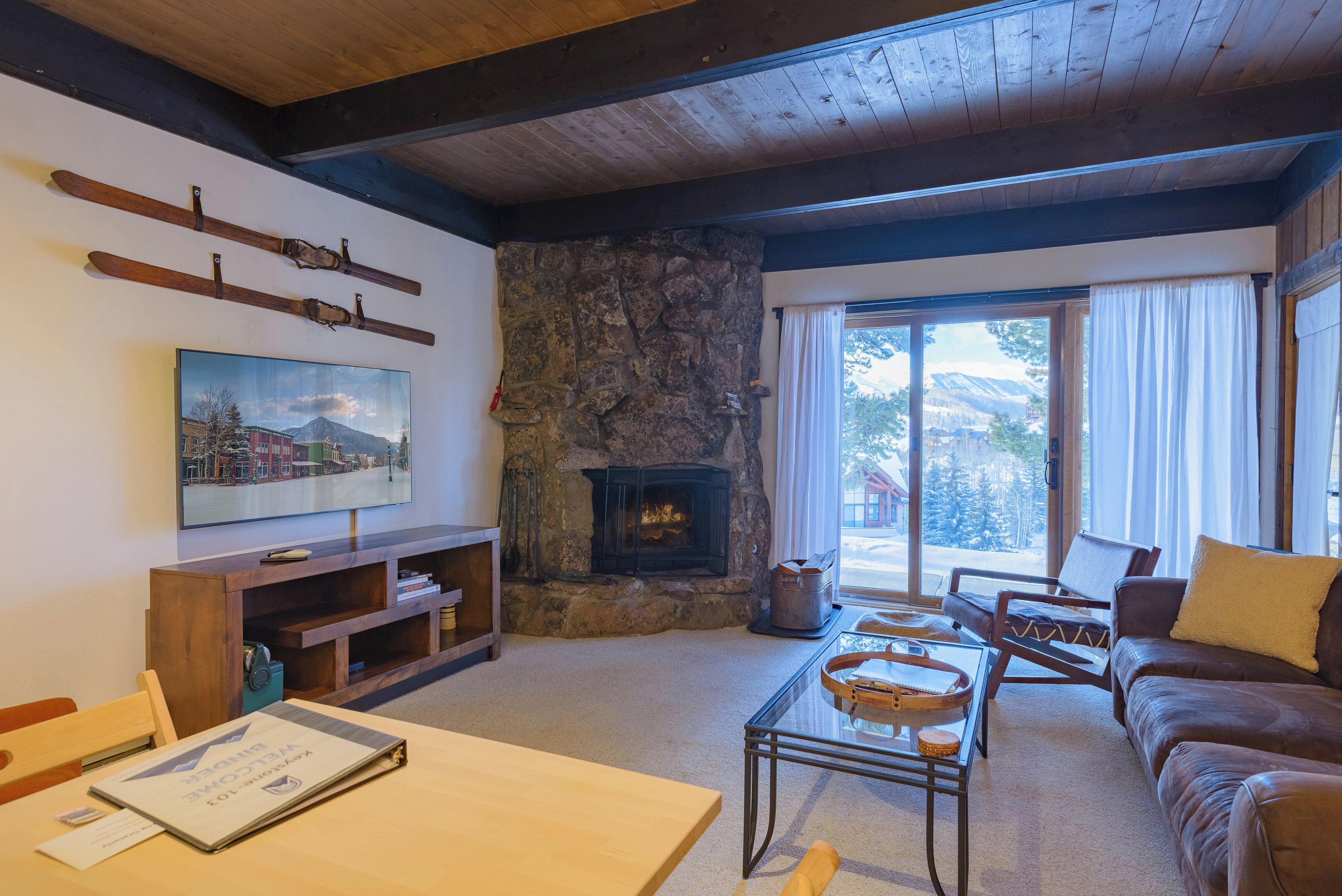 تلفزيون، مدفأة