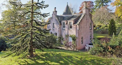 2 bedroom accommodation in Dess, Aboyne