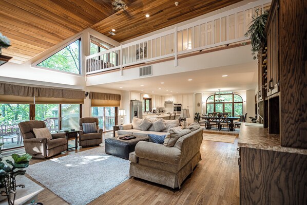 Smart TV, fireplace, video games, DVD player