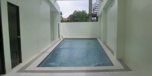 屋外プール