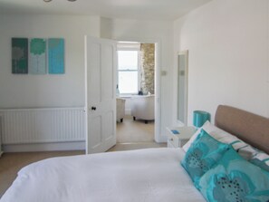 2 makuuhuonetta, ilmainen Wi-Fi, vuodevaatteet