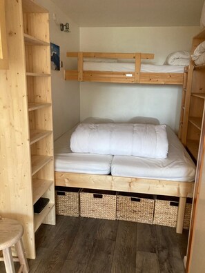 1 chambre, Wi-Fi gratuit, draps fournis