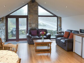 Living area - 2 bedroom accommodation in near Criccieth (near Criccieth)