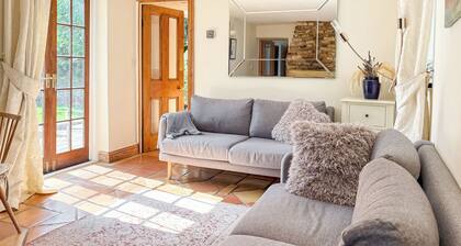 2 bedroom accommodation in Staple, near Wingham