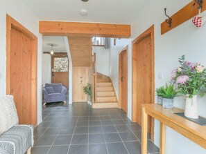 Interior - 4 bedroom accommodation in Tresmeer, near Launceston (Tresmeer, near Launceston)