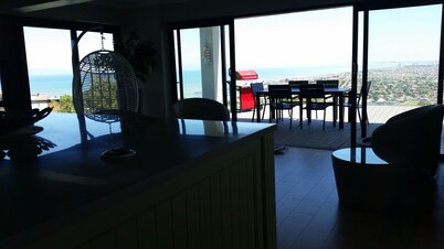 Private Villa With Magnificent Sea Views 