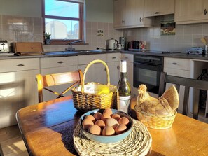 Dishwasher - 2 bedroom accommodation in Langshaw, near Galashiels (Langshaw, near Galashiels)