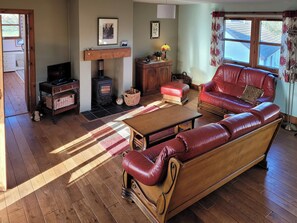 Fireplace - 2 bedroom accommodation in Langshaw, near Galashiels (Langshaw, near Galashiels)