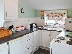 Cookware/dishes/utensils, freezer