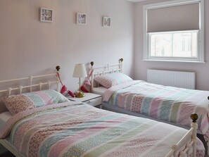 3 quartos, Wi-Fi de cortesia, roupa de cama