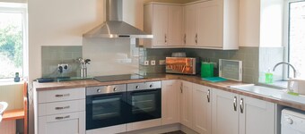 5 bedroom accommodation in Llanfaethlu, Anglesey