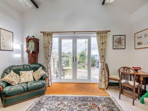 Living area - 1 bedroom accommodation in Hexham (Hexham)