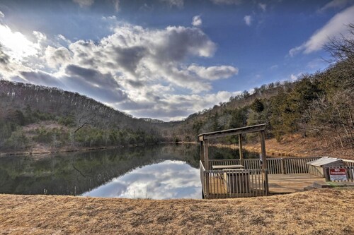 Guests say amazing views, 2 miles to SDC