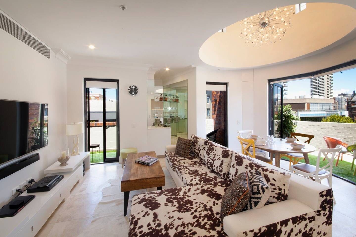 Designer Penthouse in Potts Point with Sydney City Views