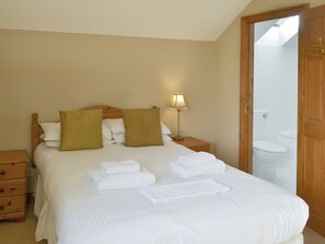 3 soverom, wi-fi (inkludert) og sengetøy