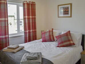 3 bedrooms, free WiFi, bed sheets, wheelchair access - 3 bedroom accommodation in Amble (Amble)