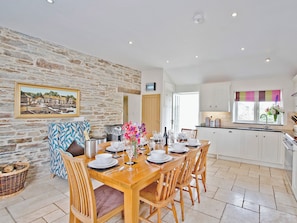 Dining - 4 bedroom accommodation in Mount, near Bodmin (Mount, near Bodmin)