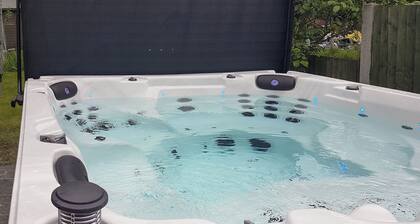 8 bedroom accommodation in Horbling, near Sleaford