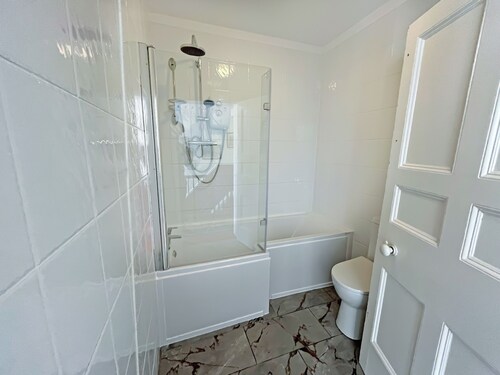 8 bedroom accommodation in Horbling, near Sleaford
