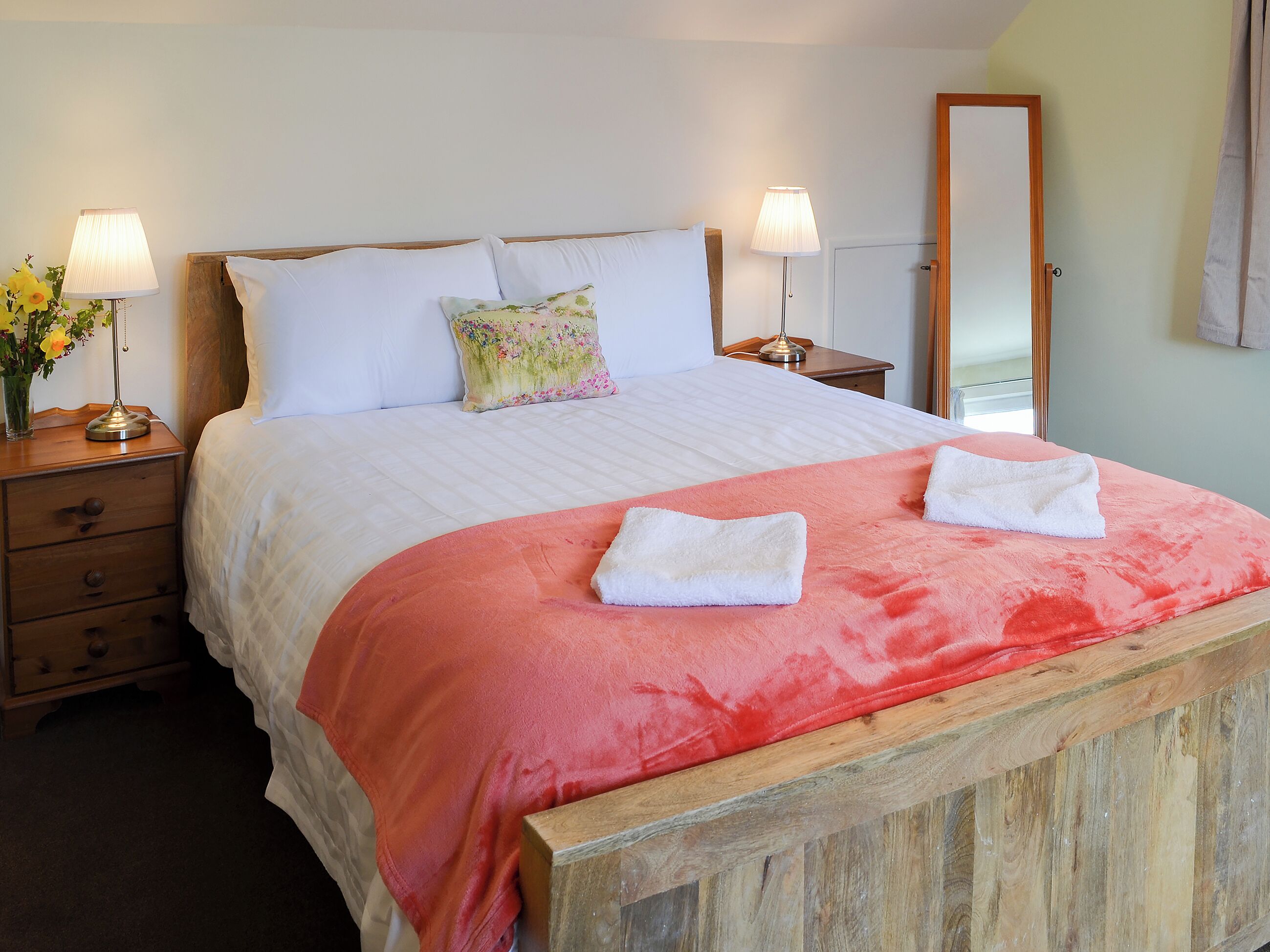 3 bedrooms, free WiFi, bed sheets