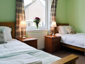 3 bedrooms, free WiFi, bed sheets